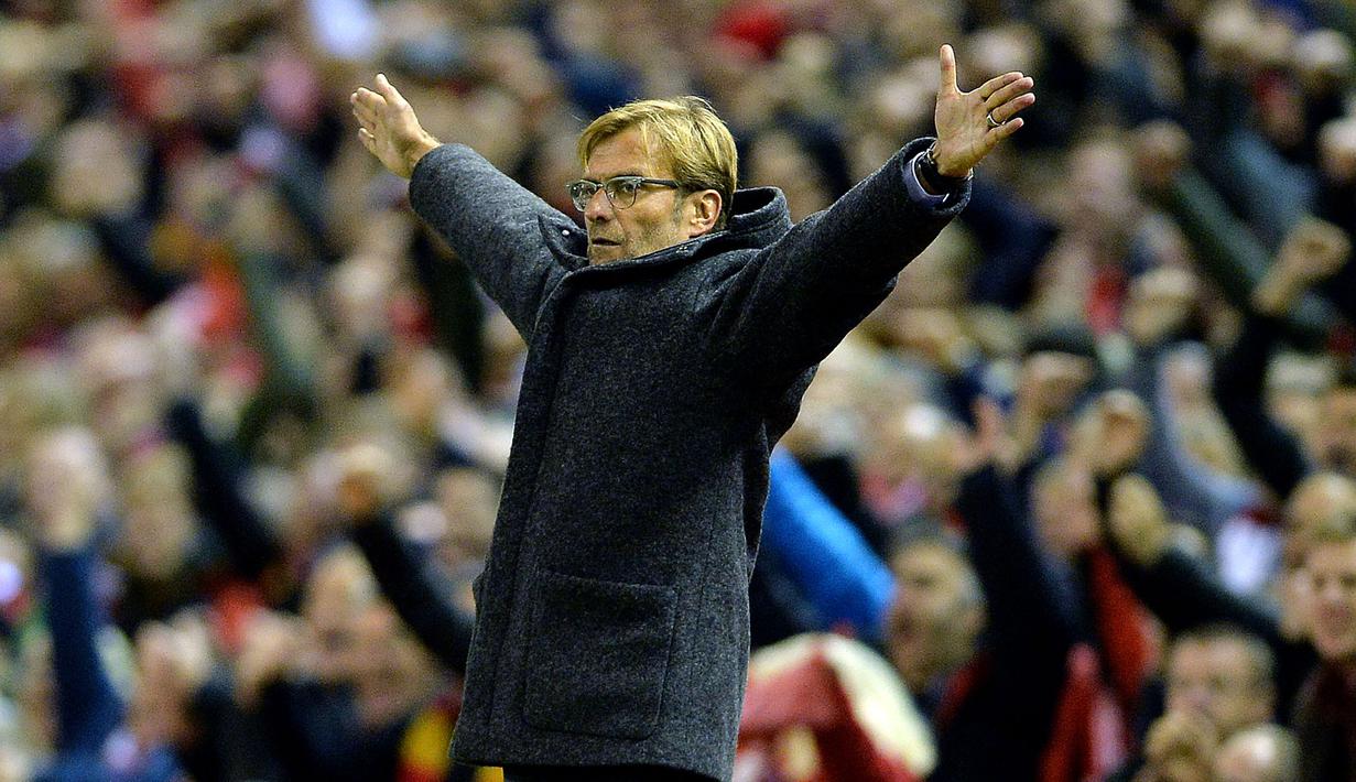 Pelatih anyar Liverpool, Juergen Klopp gagal meraih kemenangan perdana untuk timnya usai ditahan imbang Rubin Kazan 1-1 pada laga Liga Europa di Stadion Anfield, Inggris, Jumat (23/10/2015). (EPA/Peter Powell)