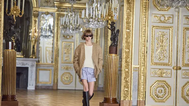 Film Celine Dans Paris di Hotel De La Marine