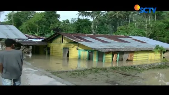 Setidaknya ada sekitar 35 rumah warga rusak parah akibat diterjang limpahan air Sungai Jaruai dan Batang Talang, pada malam hari tadi.