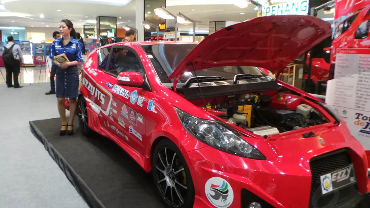 Ini Mobil Tenaga Surya Buatan Indonesia