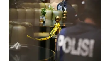 Rekonstruksi kasus 'kopi maut' Wayan Mirna Salihin sedianya digelar hari ini di Kafe Olivier, Grand Indonesia, Jakarta Pusat, Batal dilakukan. Kafe tersebut sejak sore terlihat sepi.