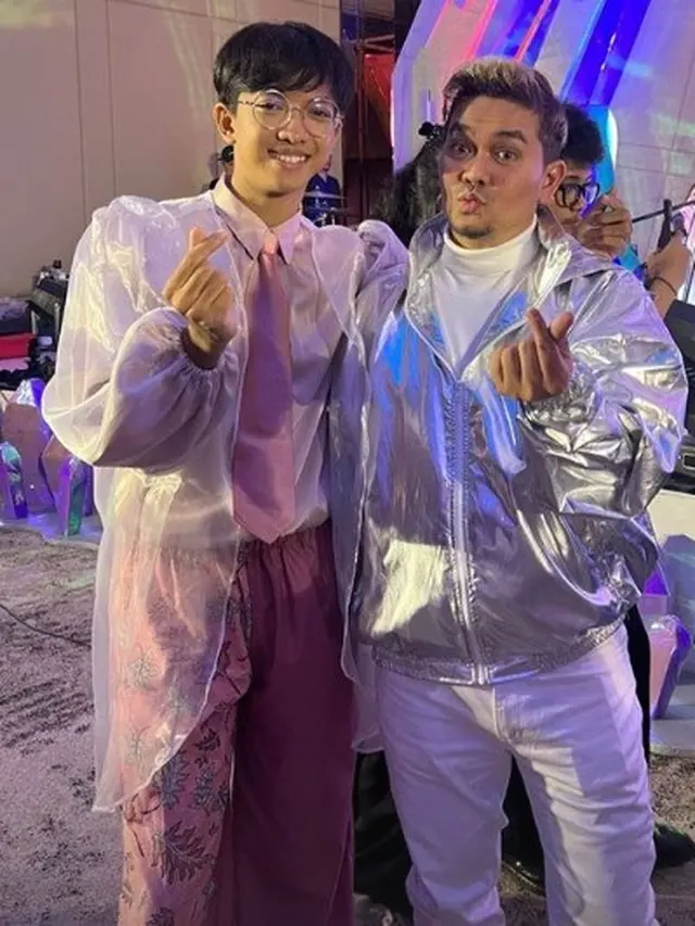 Potret Indra Bekti di Met Gala Tiktok Replay 2023 (Sumber: Instagram/indrabekti)