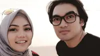 Rina Nose dan mantan suami, Ridwan Feberani Anwar [foto: instagram]