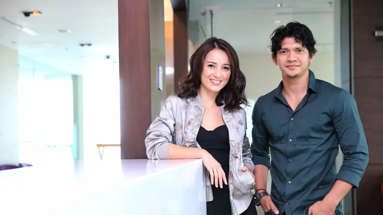 [Bintang] Syuting Headshot, Iko Uwais dan Julie Estelle Melawan Alam