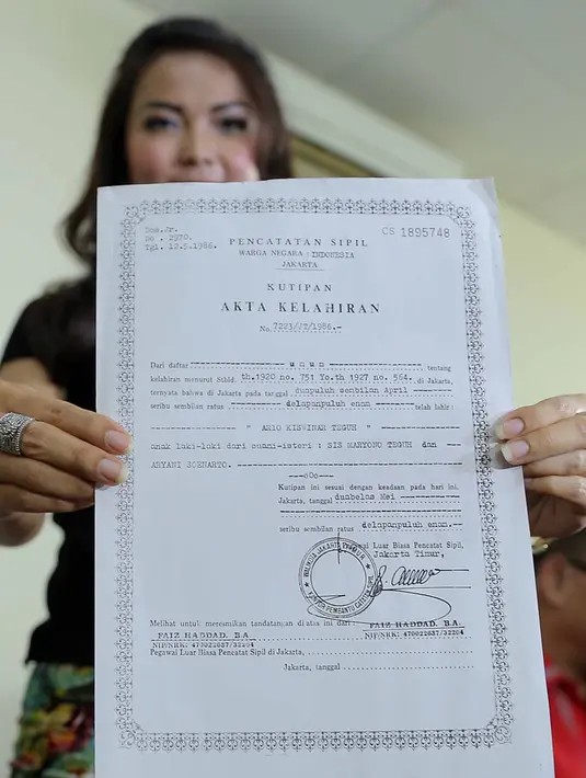 Ariyani Soenarto selaku mantan istri, melalui kuasa hukumnya membantah semua omongan yang diucapkan motivator handal itu dalam wawancara eksklusif dalam Kompas TV tersebut. (Deki Prayoga/Bintang.com)