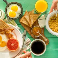 Sarapan yang bergizi / copyright shutterstock