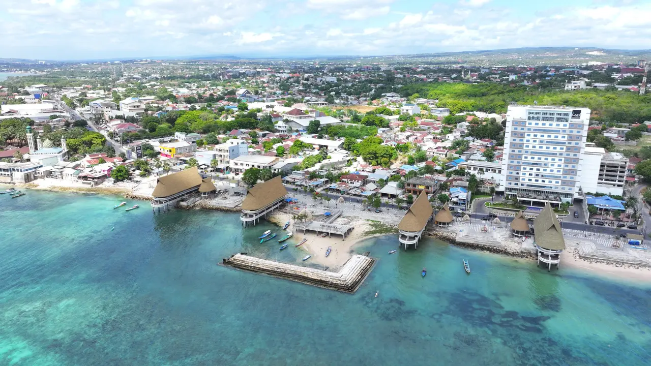 Pj Wali Kota Kupang Linus Lusi menyebut, Pemerintah Kota Kupang, Provinsi Nusa Tenggara Timur (NTT) semakin siap menyambut investor dari berbagai kalangan.