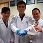 Tim National University of Singapore (NUS) berhasil mengubah sampah kertas menjadi aerogel. Kredit: NUS via Gizmag