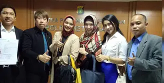 Setelah sebelumnya Marissa Haque melaporkan Titing Suryana Sarnani ke Komisi Pemberantasan Korupsi (KPK), Marissa juga melaporkan ke Polda Metro Jaya pada Kamis (13/10/2016). (Instagram/marissahaque)