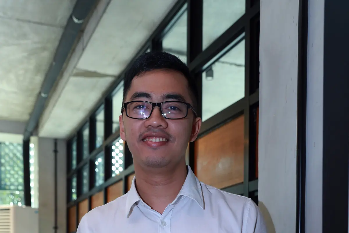 Dennis Adhiswara