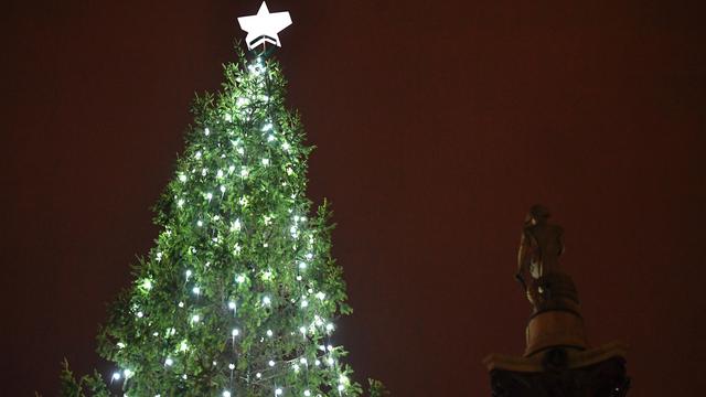 Kreasi Pohon Natal  Dari  Botol  Bekas  Kumpulan Gambar Bagus
