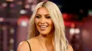 Kim Kardashian baru saja menyambut kelahiran anak ketiganya, Chicago West dengan jasa rahim pengganti pada 15 Januari lalu. (Getty Images - Cosmopolitan)