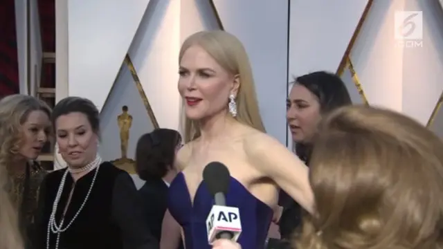 VIDEO: Oscar 2018, Nicole Kidman Tampil Tanpa Suami