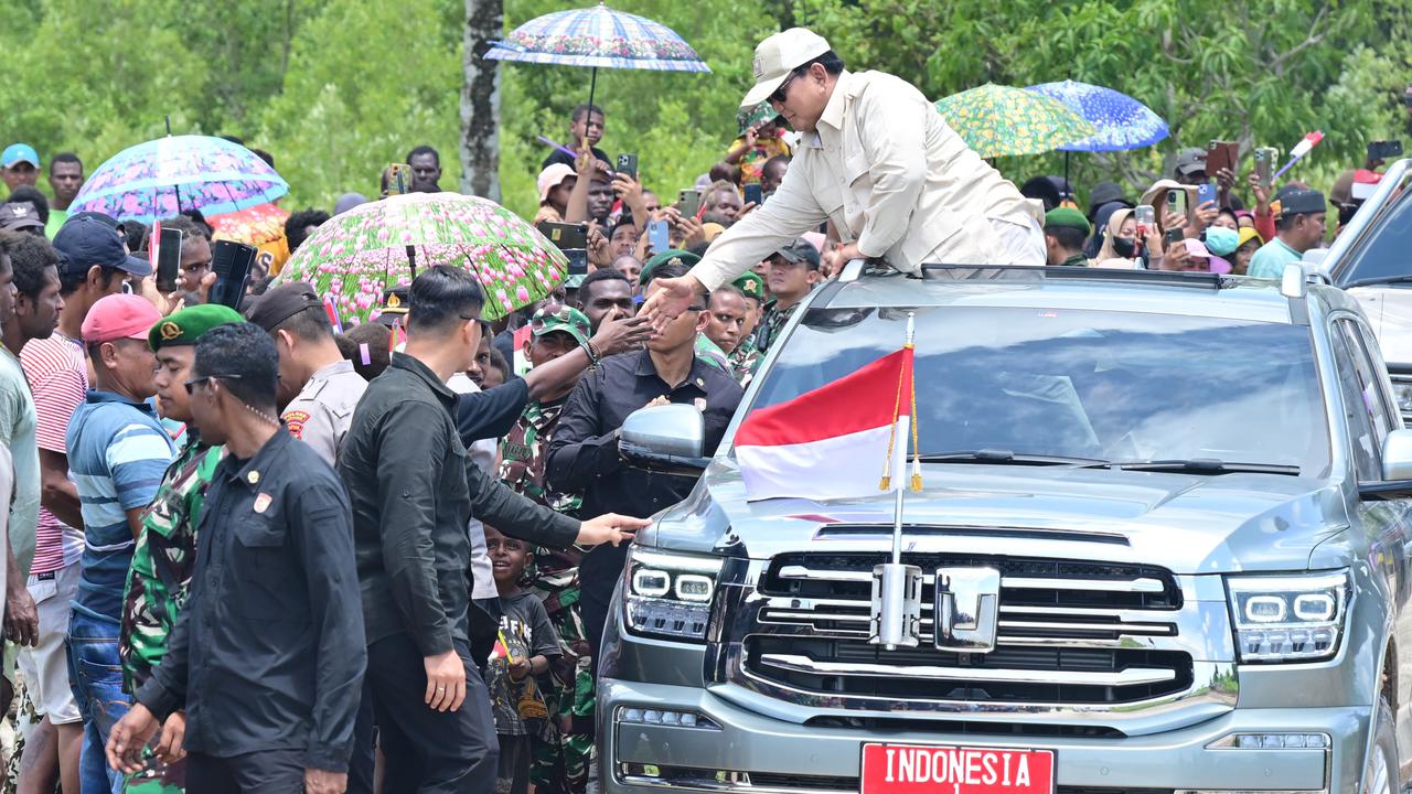 Prabowo Tinjau Program Cetak 1 Juta Hektar Sawah di Merauke