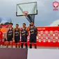 Timnas Bola Basket 3x3 Indonesia Putra mengalahkan Harimau Malaya dengan skor 12-15 di babak final ABL 3x3, Minggu (17/4/2022) (Sumber: PP Perbasi).