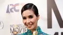 Marsha Timothy dinobatkan oleh Indonesia Movie Awards 2015 sebagai pemeran utama wanita terfavorit dan terbaik. (Wimbarsana/Bintang.com)