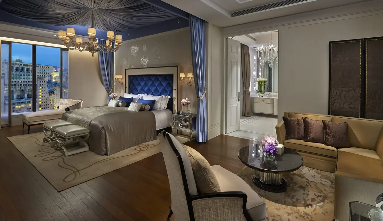 "Kasurnya benar-benar keren. Aku tidak pernah tidur senyenyak itu. Aku benar-benar jatuh cinta pada pandangan pertama," tuturnya. (Foto: koreaboo.com)