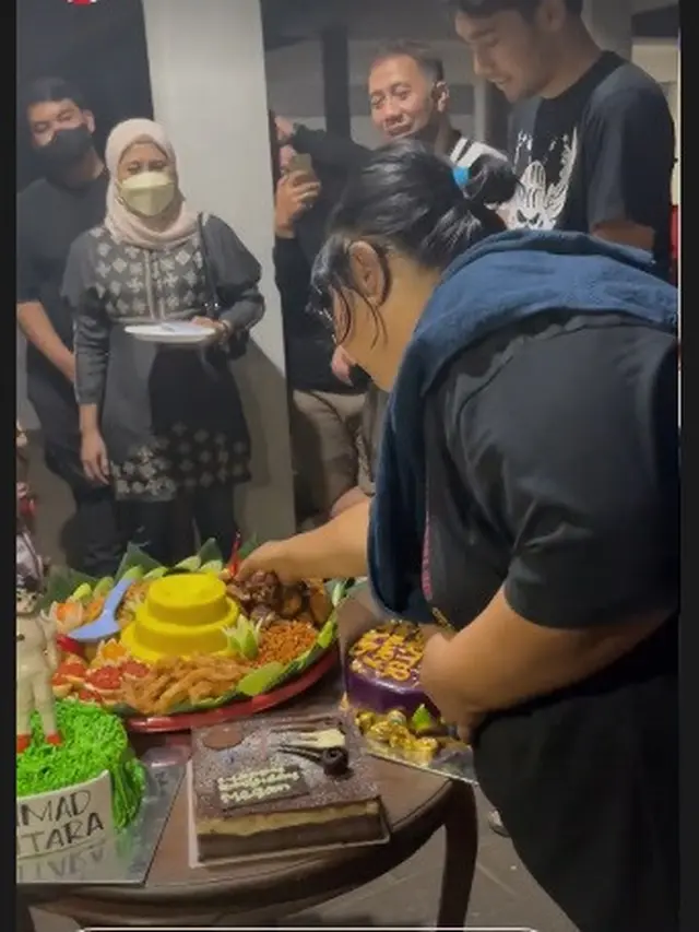 Momen ulang tahun Achmad Megantara ke-25 (Foto: Instagram/@cutkeke_xavier)