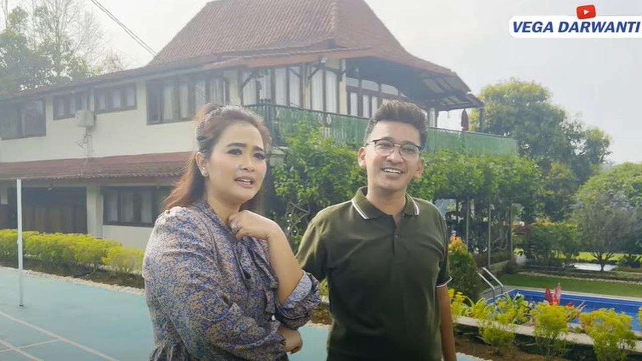 9 Potret Terbaru Vila Ruben Onsu yang Luas dan Asri, Punya Banyak Pendopo - Perlihatkan Tanaman Hasil Berkebun