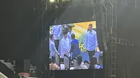 Kompak Berbaju Koko Putih, Prabowo-Gibran Hadiri Puncak HUT ke-61 Golkar