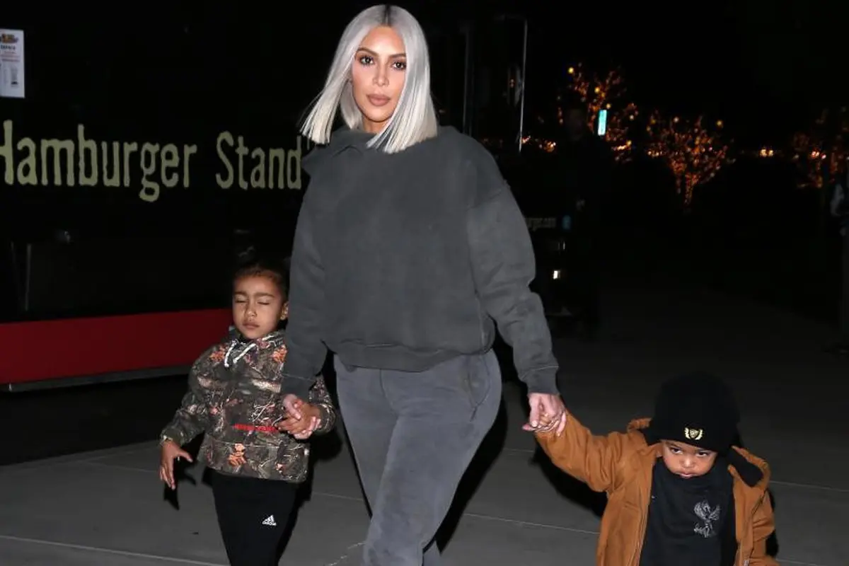 [Bintang] Kim Kardashian