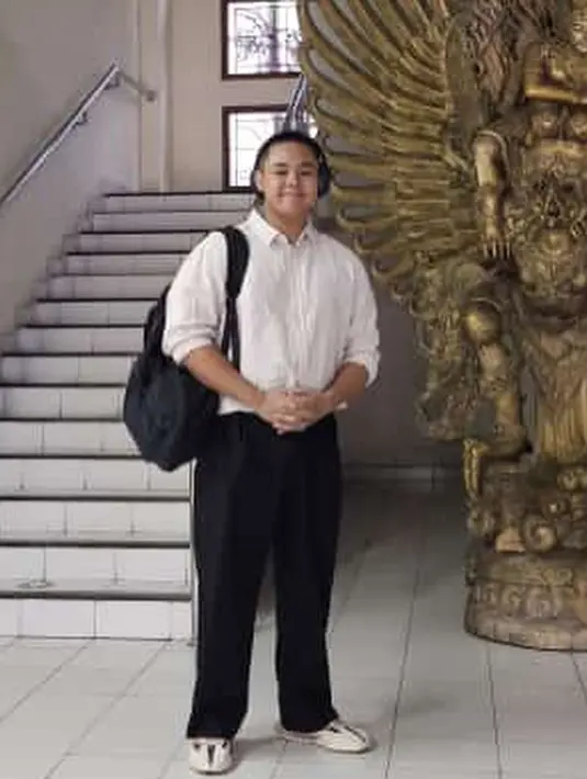 Diketahui bahwa Cello Siahaan mendaftar di Universitas Gadjah Mada. Cello akan mengambil jurusan hukum. [Instagram/yunishara36]