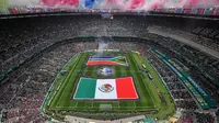 Piala Dunia 2026 dimulai dengan pertandingan pembuka antara tuan rumah Meksiko melawan Afrika Selatan di Stadion Azteca, Jumat (12/06/2026) dini hari WIB. (AP Photo/Antonio Felix)
