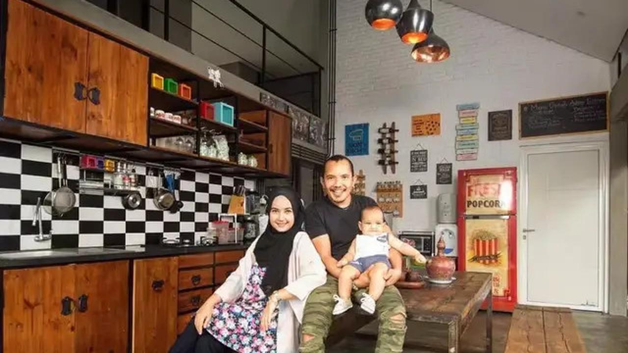 Potret Dapur Model Kayu Milik Cella Kotak, Unik dan Memikat di Tengah Hijau Kota Yogyakarta