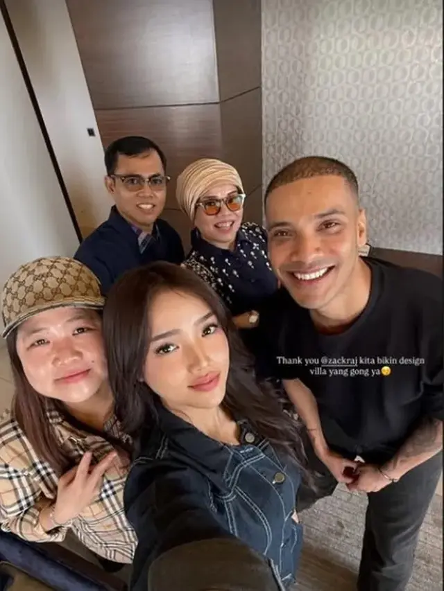 Foto-foto Fuji Tenteng Sertifikat