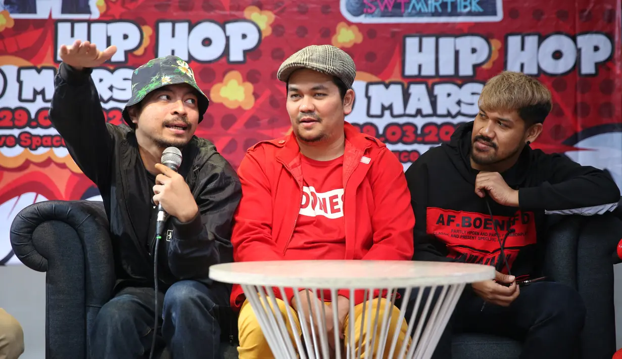 Indra Bekti prescon Hip Hop 29 Mars di kawasan Kemang, Jakarta Selatan, Rabu (19/2/2020). (Adrian Putra/Fimela.com)