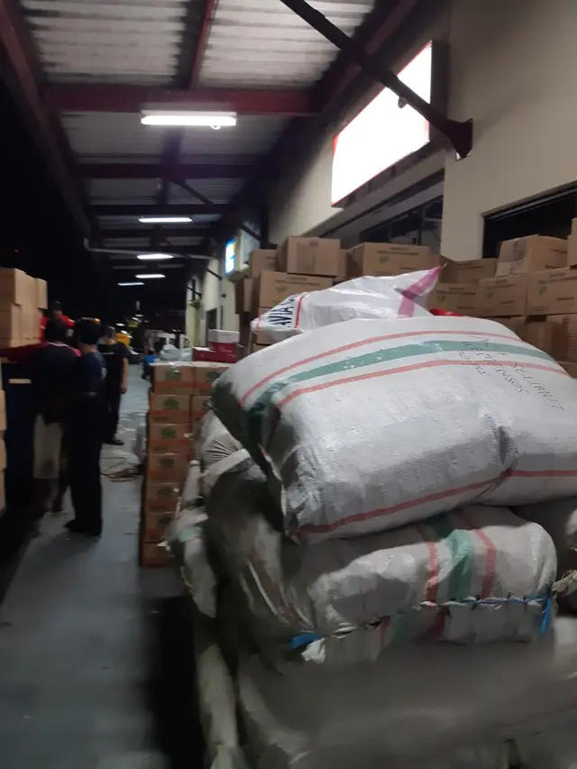 Kemensos Salurkan Bantuan Rp 2,6 Miliar untuk Kebutuhan Dasar Korban Bencana di Flores Timur dan Lembata