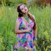 ilustrasi kepribadian perempuan/Photo by Євгенія Височина on Unsplash