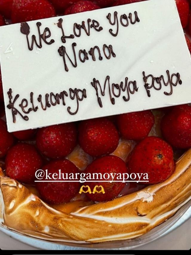 Donna Harun merayakan ulang tahun ke-55 (Foto: Instagram donnaharunofficial)