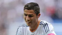 Wuihh.. Ronaldo Juga Pakai Terapi Es ala Evan Dimas Cs