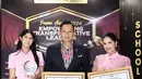 Annisa Pohan pilih kenakan midi dress brukat floral dengan pita polos. Sedangkan Almira tampil cantik dengan midi dress pink polos dan kerah lace [@annisayudhoyono]