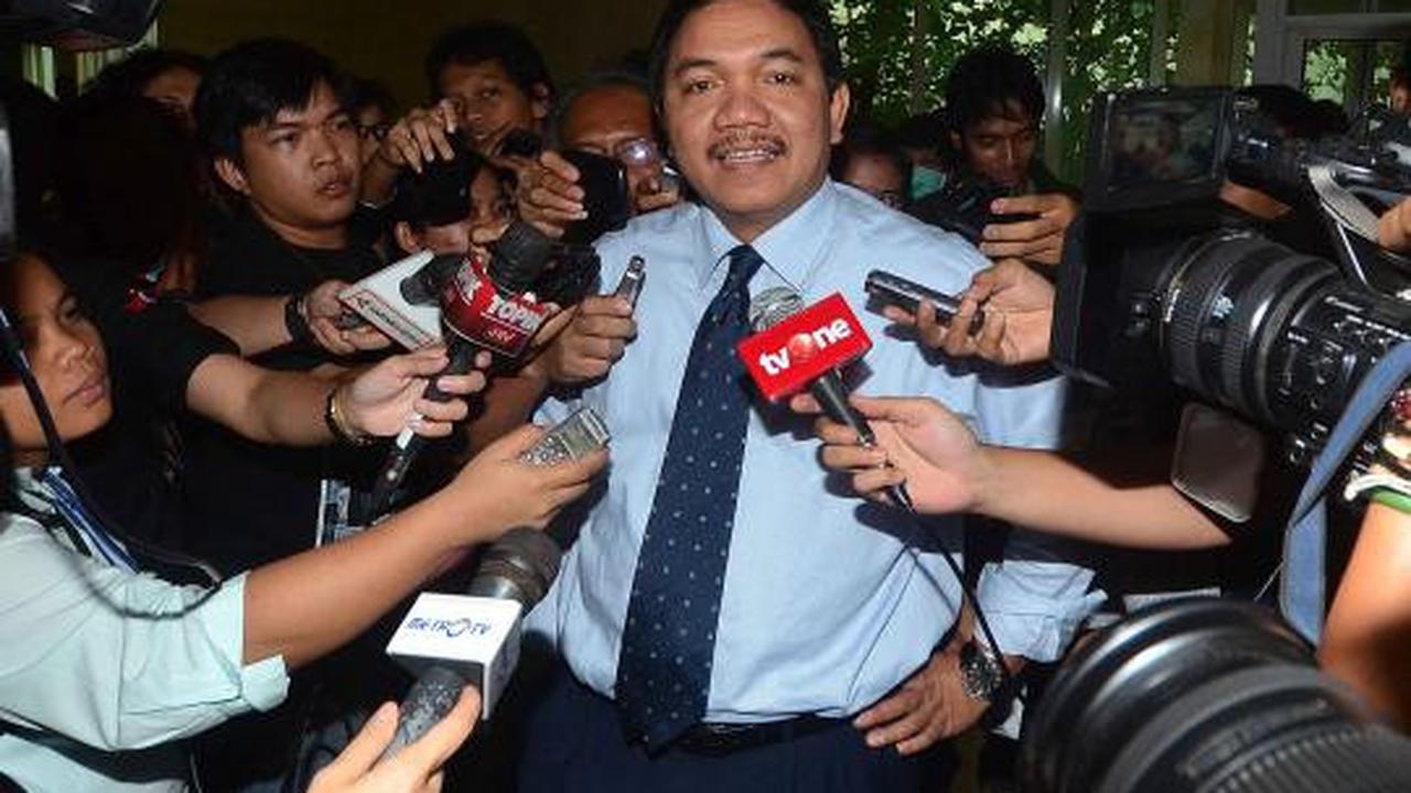 Achsanul Qosasi diperiksa BK DPR