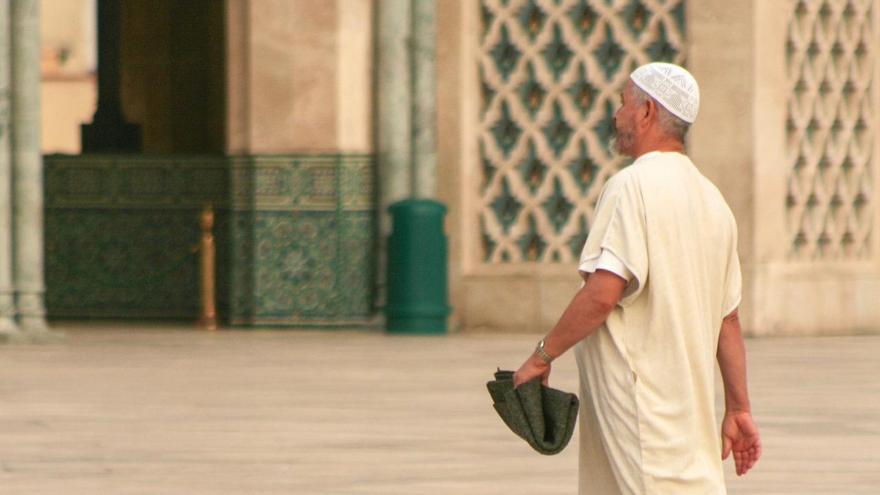 Niat Sholat Zuhur Sendiri dan Berjemaah, Lengkap dengan Tata Caranya