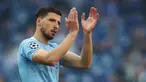 Ruben Dias merupakan bek tengah muda yang berjasa membawa gelar Liga Inggris musim lalu untuk Manchester City. Pemain 24 tahun tersebut juga dianugerahi sebagai pemain terbaik Liga Inggris musim 2020/2021. Di level timnas, Dias menjadi duet solid lini belakang bersama Pepe. (AFP/Pool/Jose Coelho)