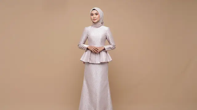 Model Bridesmaid Hijab Brokat