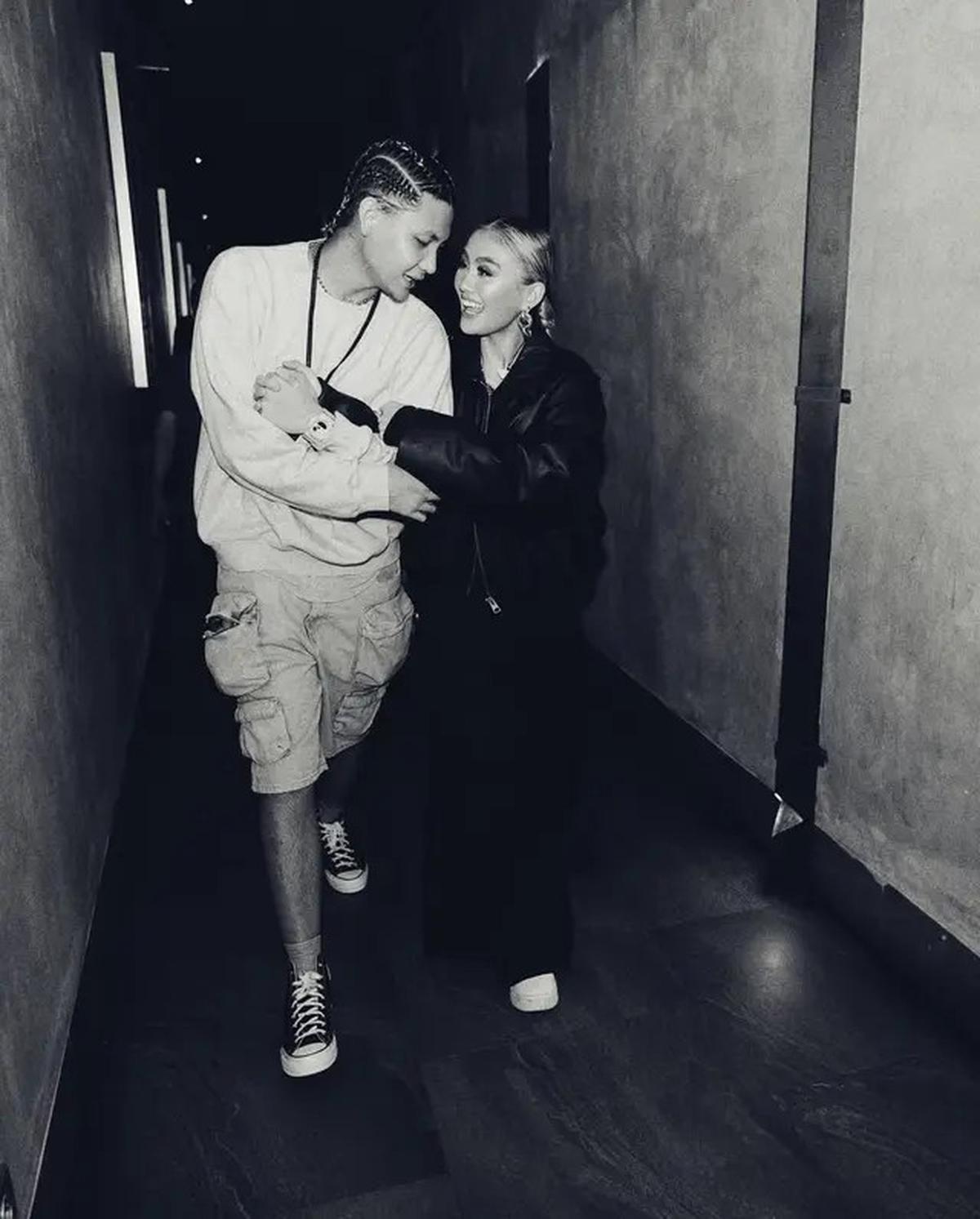 7 Potret Agnez Mo dan Adam Rosyadi 4 Tahun Pacaran, Terungkap Foto Awal Bareng