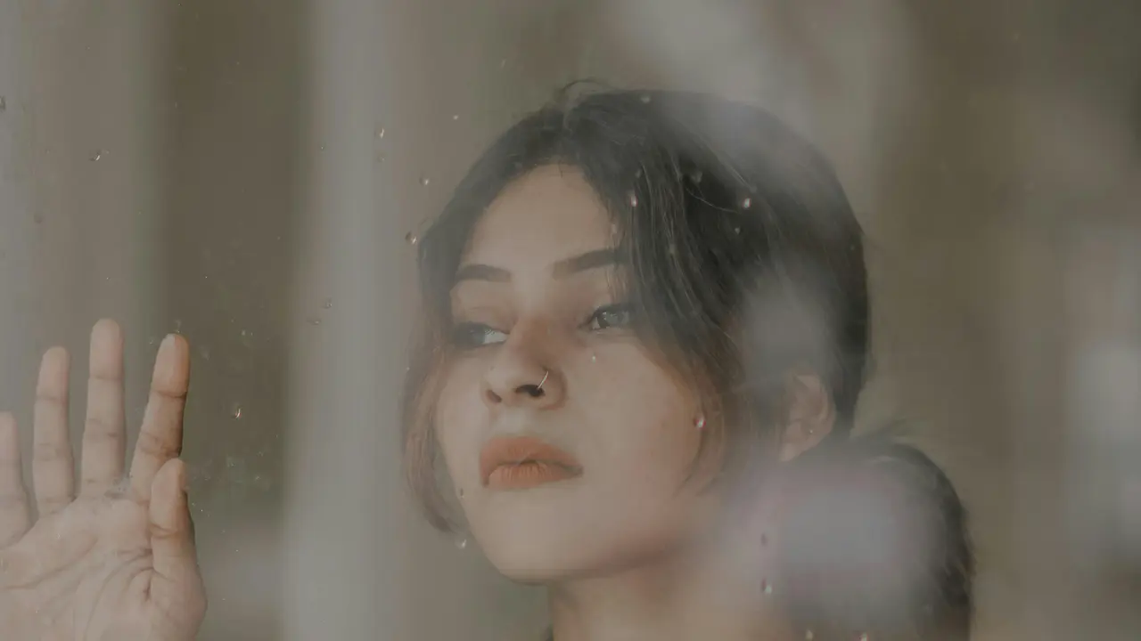 Mengenal Intrusive Thoughts, Pikiran Aneh yang Kerap Muncul Tiba-Tiba