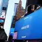 Samsung pamerkan kemampuan Galaxy S8 di reklame digital sekeliling Times Square, New York. Liputan6.com/ Iskandar