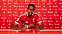 Liverpool mendatangkan Alexander Isak dari Newcastle United pada hari terakhir bursa transfer musim panas 2025. (Dok. liverpoolfc.com)