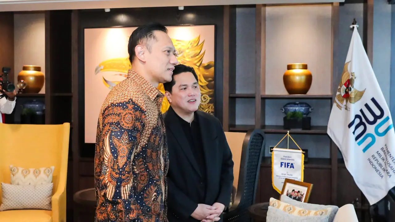 Menteri Koordinator Bidang Infrastruktur dan Pembangunan Kewilayahan, Agus Harimurti Yudhoyono (Menko AHY), mengadakan pertemuan dengan Menteri Badan Usaha Milik Negara (BUMN), Erick Thohir (6/1/2025) di kantor Kementerian BUMN