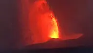 Cerita Kepanikan Pemancing Lihat Erupsi Anak Krakatau Tengah Malam