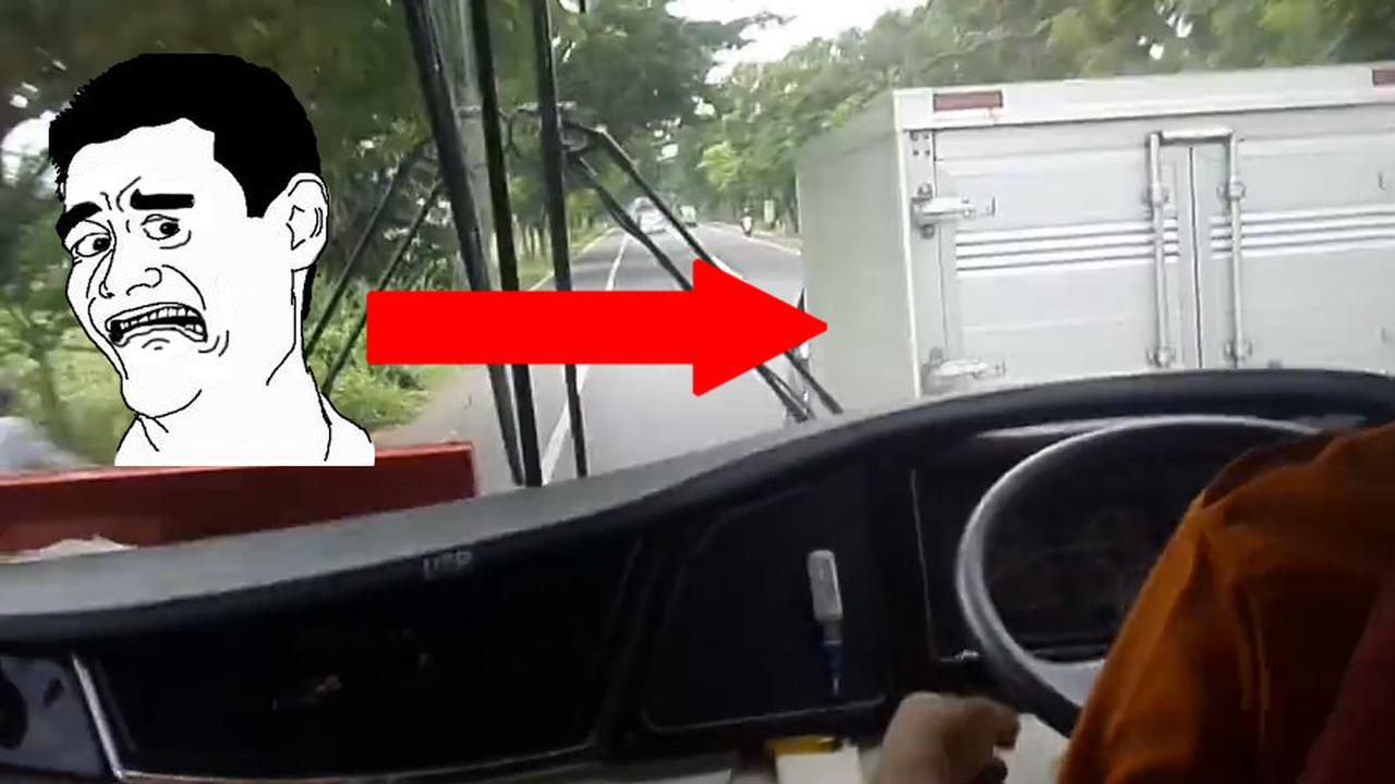 Box vs Bus (foto: facebook Ahmad Wildan)