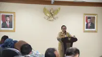Mendagri Tito Karnavian saat menghadiri entry meeting pemeriksaan atas laporan keuangan Kemendagri dan BNPP Tahun 2019 di Ruang Konsultasi, Gedung Tower Badan Pemeriksa Keuangan (BPK), Jakarta, Selasa (21/01/2020).