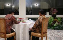 Kompak Berbatik, Prabowo-PM Singapura Private Dinner di Sri Temasek