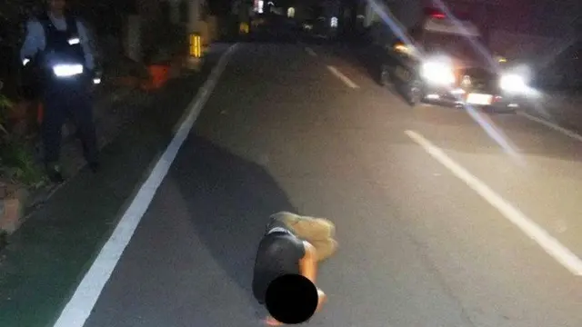 Tidur di jalan