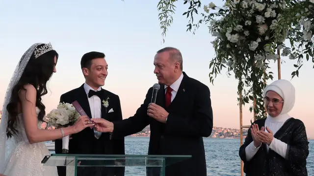 Pernikahan Mesut Ozil